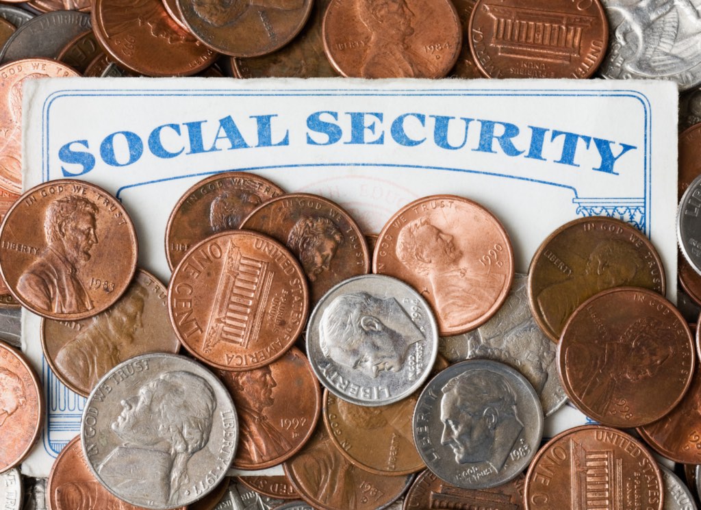 Title card for the article: Do I Need a Social Security Number to Buy a House in the U.S.? (Minnesota Guide – 2026)
