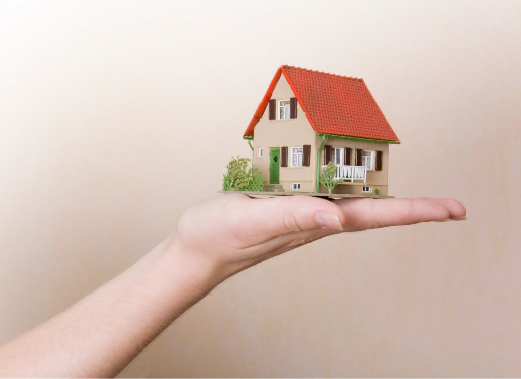 Title card for the article: How Much Should I Offer on a House in Minnesota? (2026 Guide)