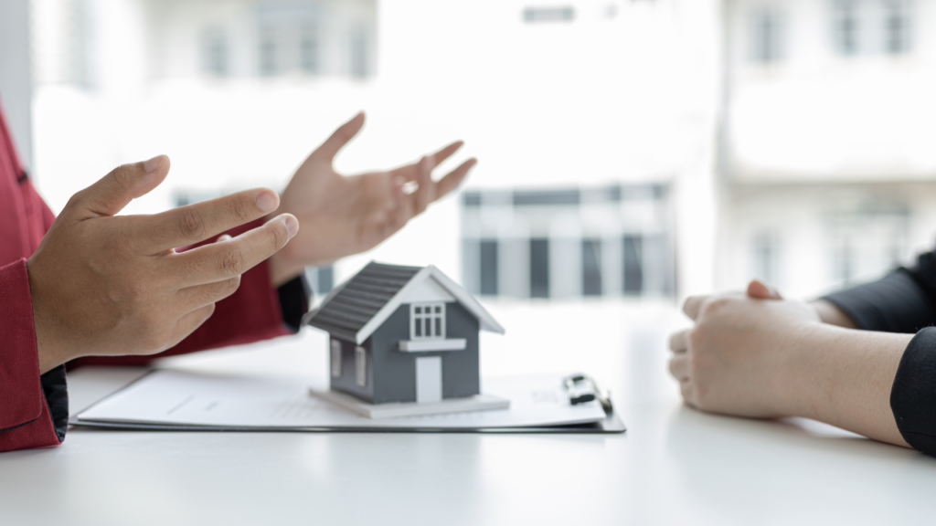 Minnesota homeowner evaluating whether the housing market currently favors buyers or sellers